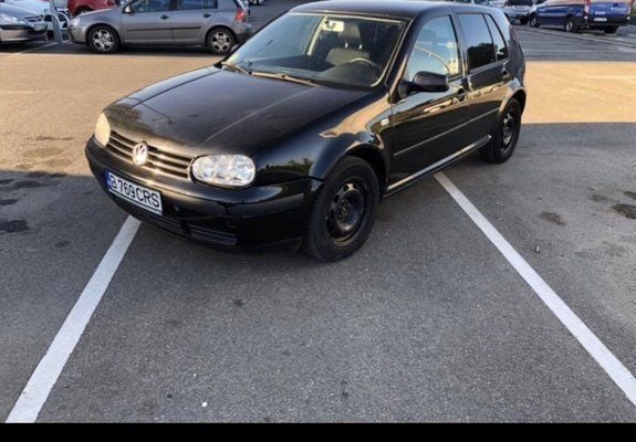 Second-hand VW Golf IV 101 CP (74 kW) 2003 Negru Hatchback