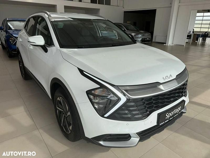 Alb Nouă 2025 Kia Sportage Style SUV | 33.606 EUR (Puțin scump) - Imagine 1/4