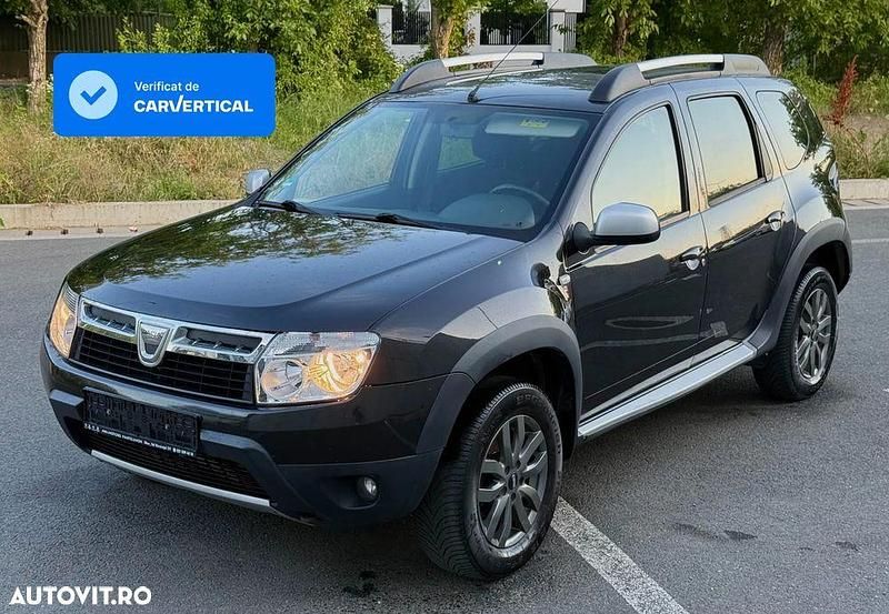 Negru Utilizat 2011 Dacia Duster Lauréate SUV | 5.200 EUR (Preț bun) - Imagine 1/4