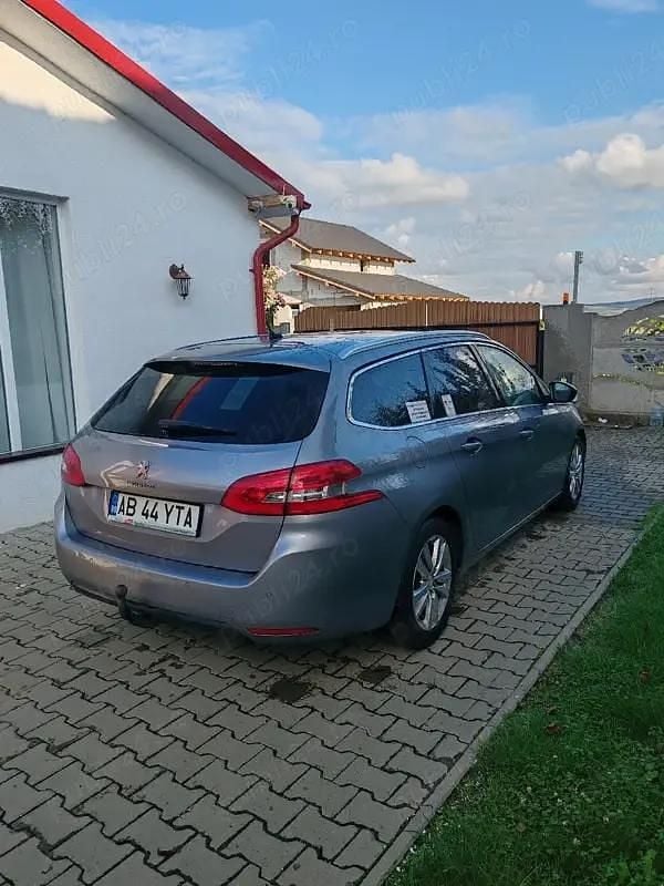 Second-hand Peugeot 308 120 CP (88 kW) 2015 Gri Berlinǎ