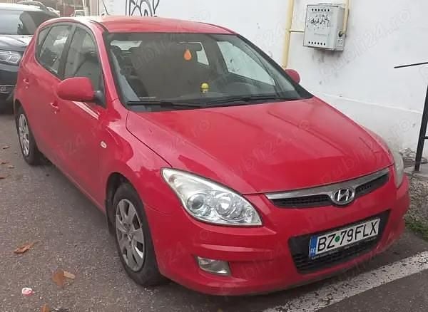 Rosu Utilizat 2008 Hyundai i30 Hatchback | 2.500 EUR - Imagine 1/4