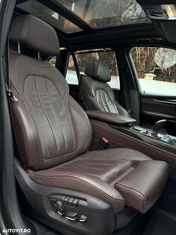 Second-hand BMW X5 Sport Line 258 CP (189 kW) 2013 Culoaremaro SUV