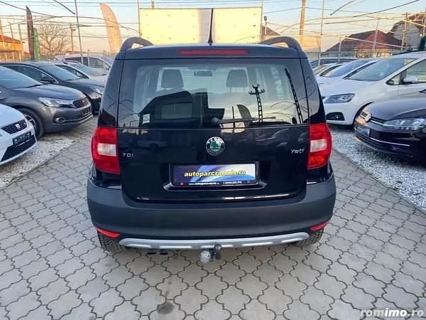 Second-hand Skoda 110 R 110 CP (80 kW) 2013 Negru Monovolum