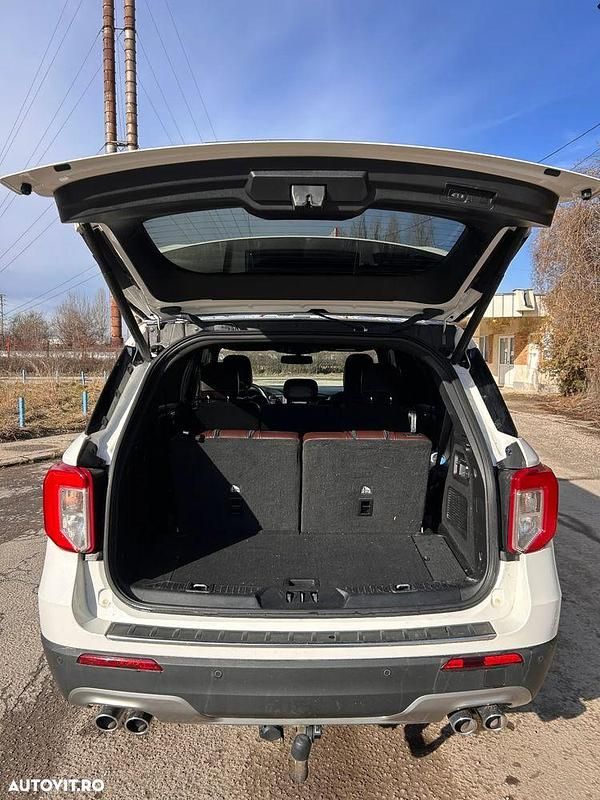 Second-hand Ford Explorer Hybrid Platinum 457 CP (336 kW) 2020 Culoarealb SUV