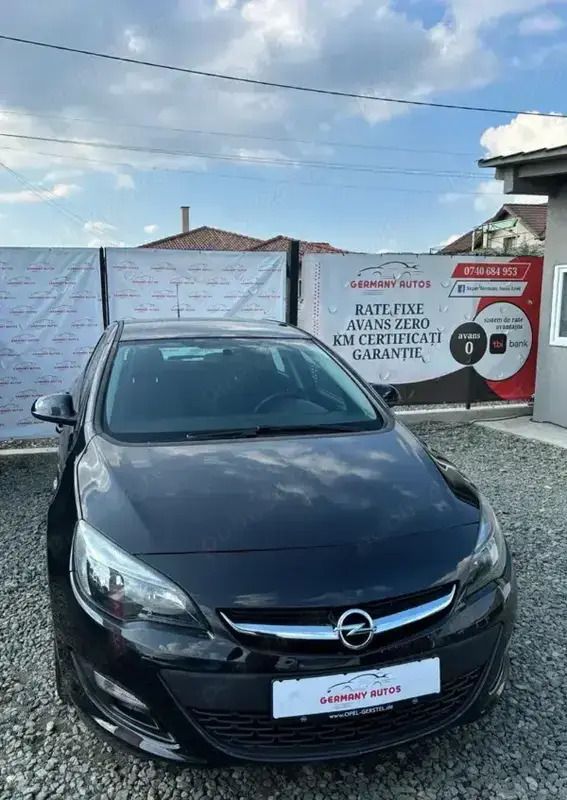 Negru Utilizat 2014 Opel Astra Edition Hatchback | 7.000 EUR (Puțin scump) - Imagine 1/4