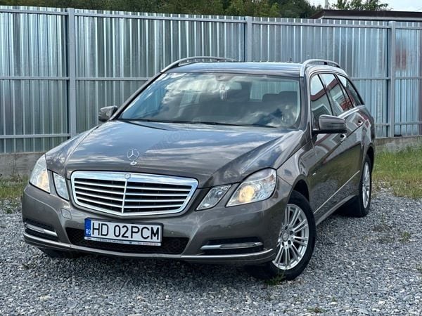 Second-hand Mercedes E200 Elegance 136 CP (100 kW) 2012 Maro Break