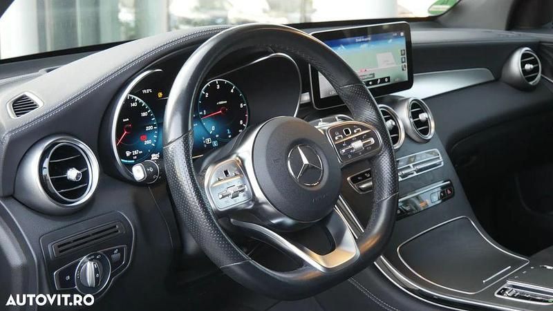 Second-hand Mercedes GLC220 AMG line 194 CP (142 kW) 2019 Culoaregri Coupe