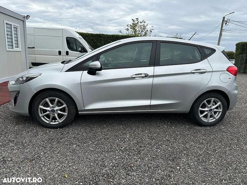 Second-hand Ford Fiesta Cool & Connect 85 CP (62 kW) 2018 Culoaregri Hatchback