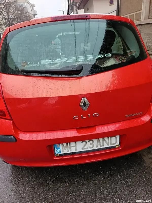 Second-hand 2006 Renault Clio III Hatchback | 2.000 EUR - Imagine 1/4