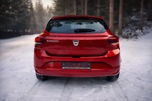 Second-hand Dacia Sandero 67 CP (49 kW) 2022 Rosu Berlinǎ