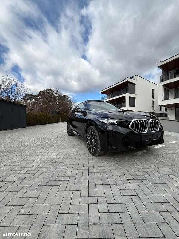 Second-hand BMW X6 298 CP (219 kW) 2025 Culoarenegru SUV