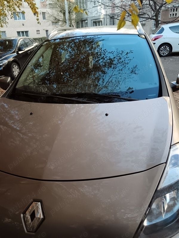 Utilizat 2010 Renault Clio II Hatchback | 3.000 EUR (Preț OK) - Imagine 1/3