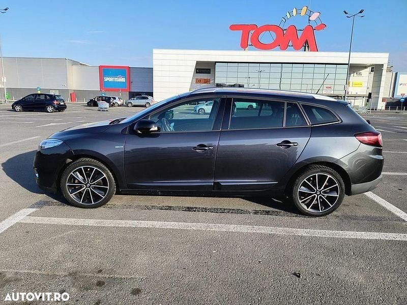 Negru Utilizat 2012 Renault Mégane GrandTour LIMITED Break | 4.600 EUR (Preț OK) - Imagine 1/4