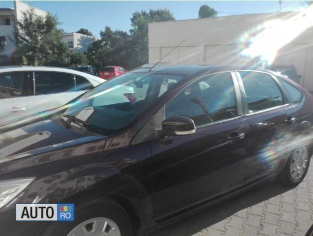Alta Utilizat 2009 Ford Focus Hatchback | 4.800 EUR - Imagine 1/4
