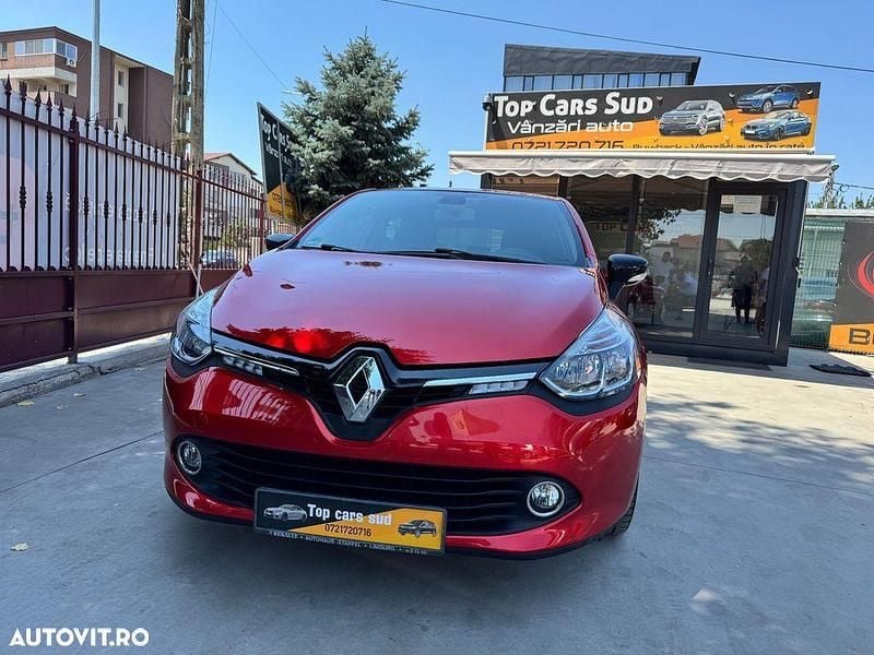 Rosu Utilizat 2016 Renault Clio IV LIMITED Hatchback | 6.450 EUR (Preț OK) - Imagine 1/4