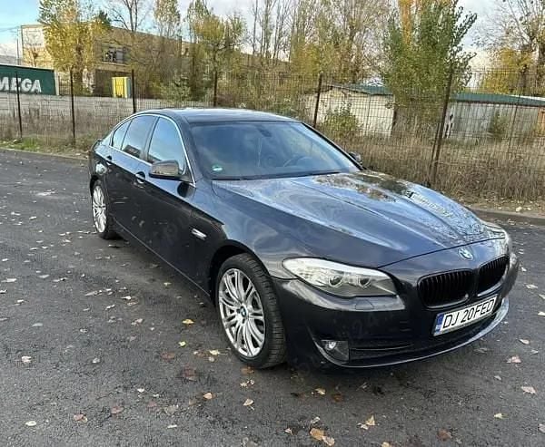 Second-hand BMW 520 184 CP (135 kW) 2011 Berlinǎ