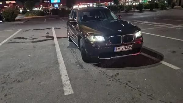 Utilizat 2011 BMW X1 SUV | 6.800 EUR (Preț bun) - Imagine 1/4