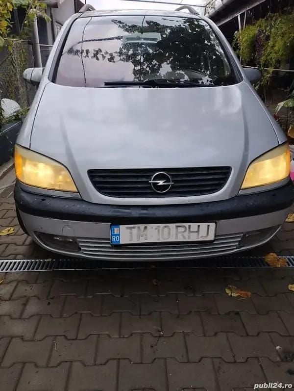 Utilizat 2003 Opel Zafira Comfort Monovolum | 1.500 EUR (Super Preț) - Imagine 1/4