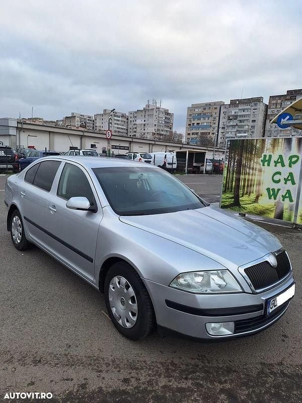Second-hand Skoda Octavia 105 CP (77 kW) 2008 Culoareargint Berlinǎ