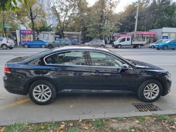 Utilizat 2015 VW Passat Berlinǎ | 11.500 EUR (Preț OK) - Imagine 1/4