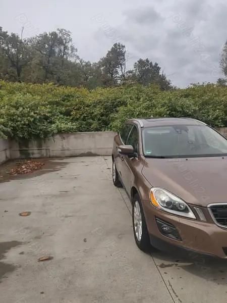 Second-hand Volvo XC60 182 CP (133 kW) 2010 Maro SUV
