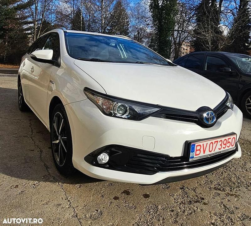 Culoarealb Utilizat 2018 Toyota Auris Hybrid Break | 14.500 EUR (Preț OK) - Imagine 1/4