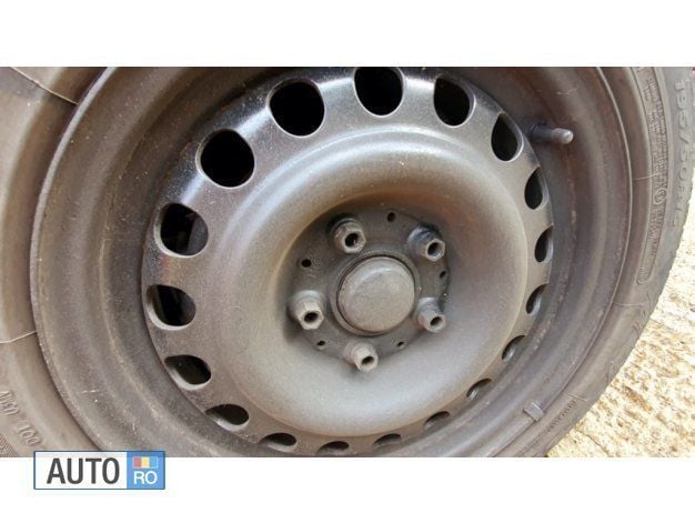 Second-hand Mercedes A140 82 CP (60 kW) 1998 Rosu Hatchback