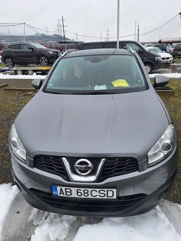 Second-hand 2012 Nissan Qashqai SUV | 6.800 EUR (Preț OK) - Imagine 1/4