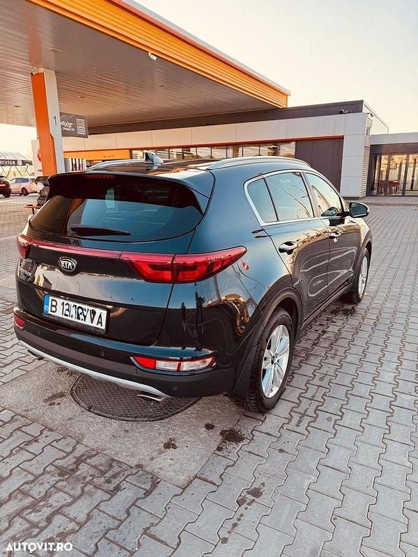 Second-hand Kia Sportage Style 177 CP (130 kW) 2018 Culoarenegru SUV