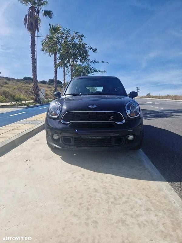 Negru Utilizat 2015 Mini Paceman Hatchback | 9.900 EUR - Imagine 1/4