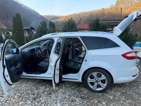 Second-hand Ford Mondeo 140 CP (102 kW) 2009 Alb Break