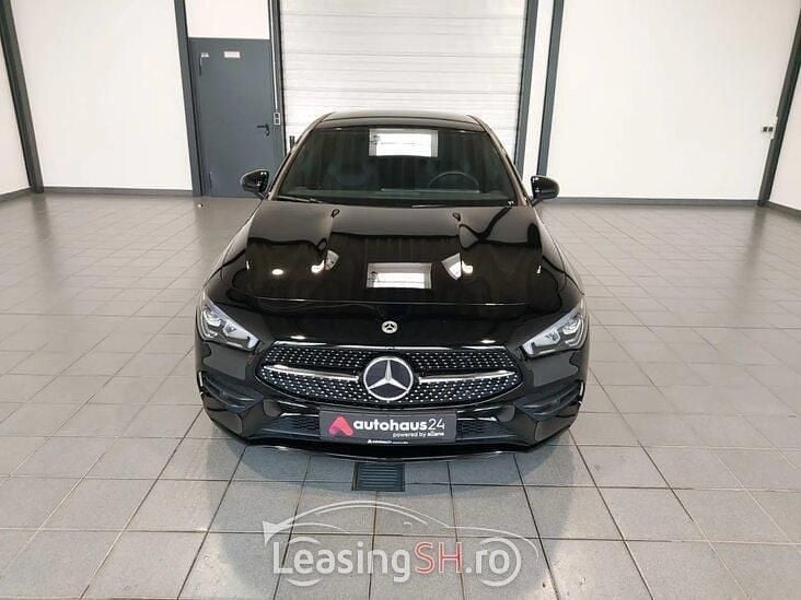 Negru Utilizat 2023 Mercedes 180 AMG line Berlinǎ | 35.444 EUR (Preț OK) - Imagine 1/4