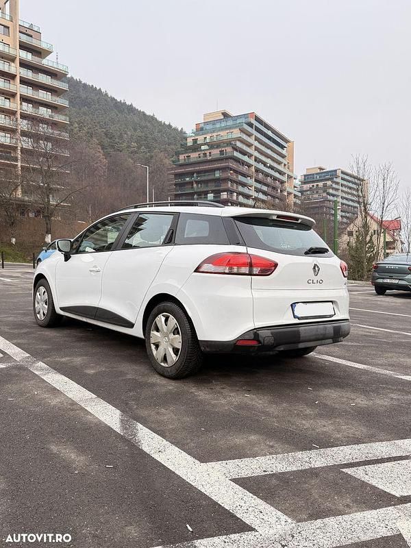 Second-hand Renault Clio GrandTour Life 75 CP (55 kW) 2016 Culoarealb Break