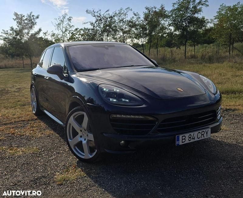 Culoarealbastru Utilizat 2013 Porsche Cayenne SUV | 19.500 EUR (Scump) - Imagine 1/4