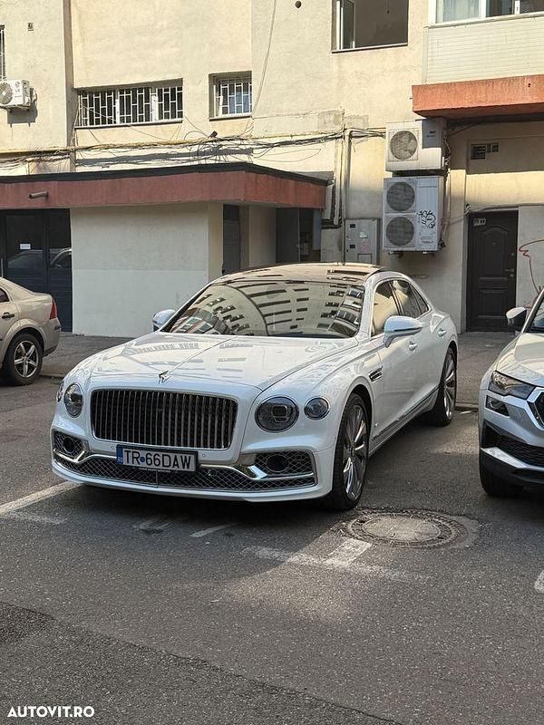 Culoarealb Utilizat 2022 Bentley Flying Spur Berlinǎ | 209.990 EUR - Imagine 1/4