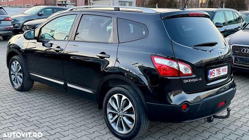 Second-hand Nissan Qashqai +2 Visia 110 CP (80 kW) 2012 Culoarenegru SUV