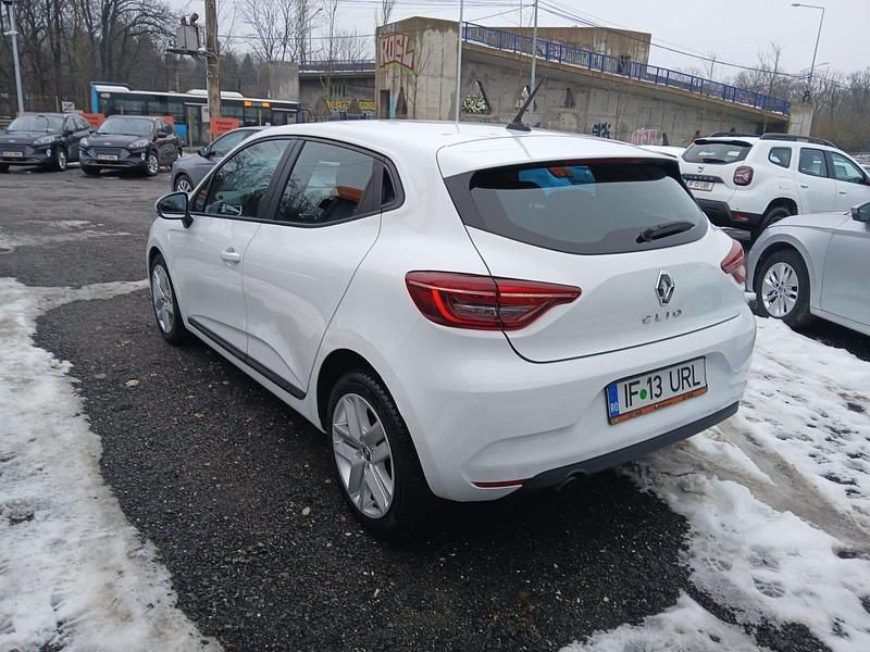 Second-hand Renault Clio V 91 CP (66 kW) 2022 Alb Hatchback