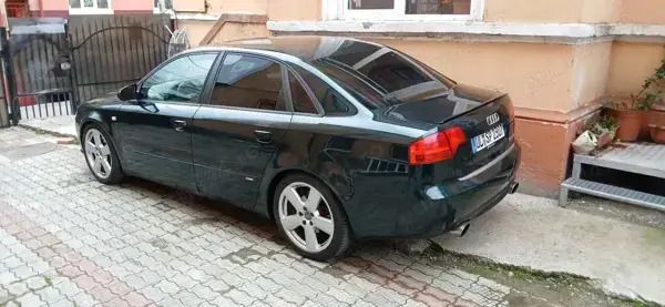 Utilizat 2005 Audi A4 Berlinǎ | 3.800 EUR (Preț OK) - Imagine 1/4