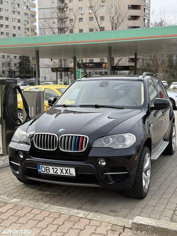 Negru Utilizat 2013 BMW X5 SUV | 11.500 EUR (Super Preț) - Imagine 1/4