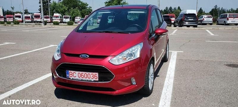 Rosu Utilizat 2017 Ford B-MAX Titanium Monovolum | 9.600 EUR - Imagine 1/4