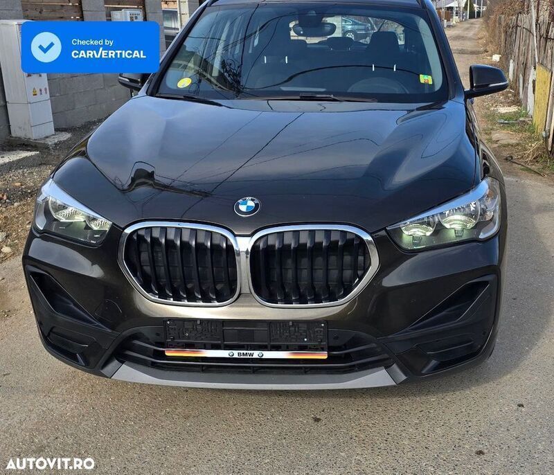 Maro Utilizat 2020 BMW X1 Comfort Edition SUV | 16.700 EUR (Super Preț) - Imagine 1/4