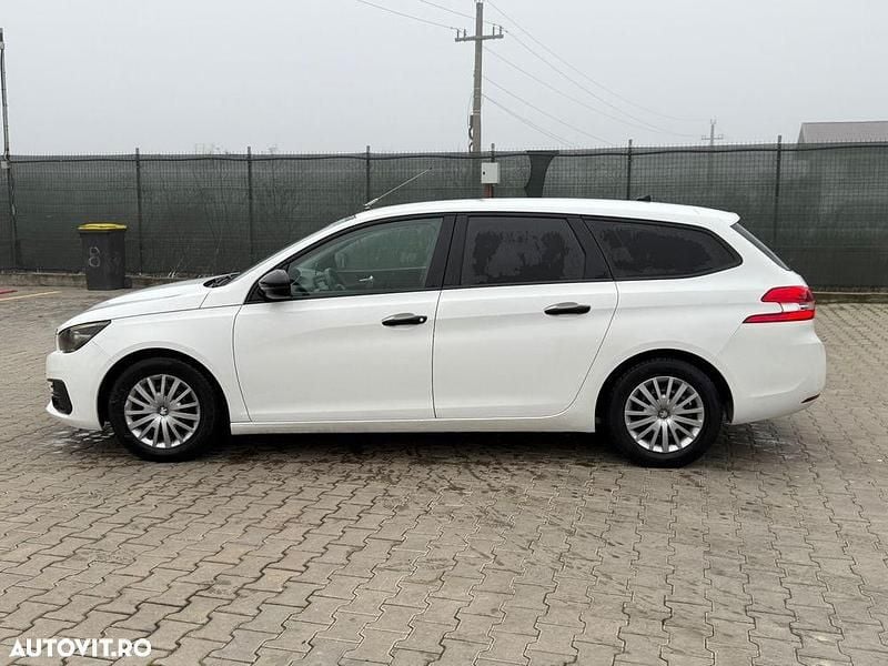 Second-hand Peugeot 308 Active 120 CP (88 kW) 2018 Culoarealb Break