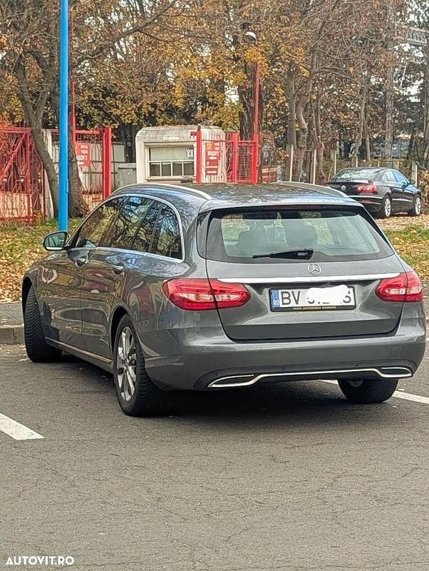 Culoaregri Utilizat 2017 Mercedes C180 Break | 13.850 EUR (Preț OK) - Imagine 1/4