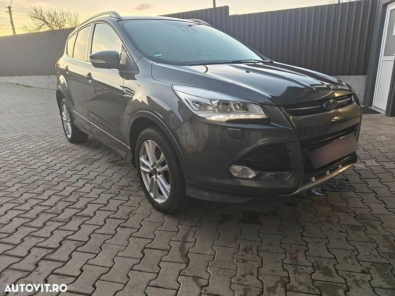 Culoareargint Utilizat 2015 Ford Kuga Titanium SUV | 10.800 EUR (Preț OK) - Imagine 1/4