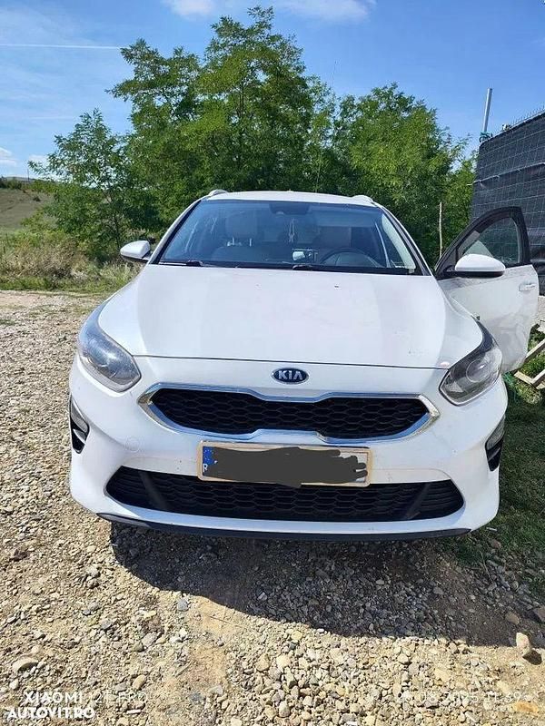 Culoarealb Utilizat 2019 Kia Ceed Break | 8.500 EUR (Preț OK) - Imagine 1/4