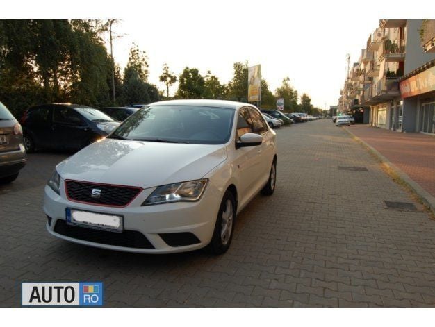 Second-hand Seat Toledo 105 CP (77 kW) 2015 Alb Berlinǎ