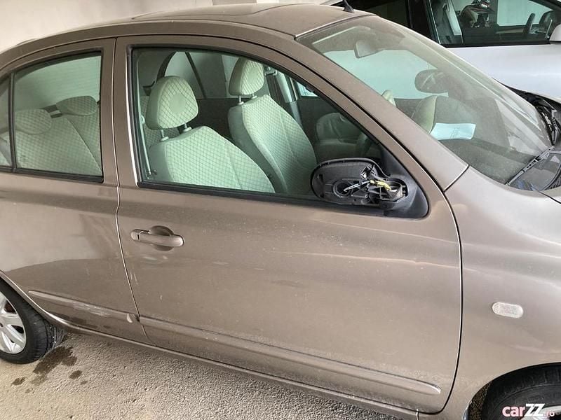 Bej Utilizat 2006 Nissan Micra Berlinǎ | 1.100 EUR - Imagine 1/4