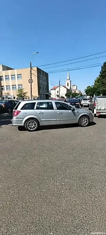 Utilizat 2006 Opel Astra Break | 1.800 EUR (Preț OK) - Imagine 1/4