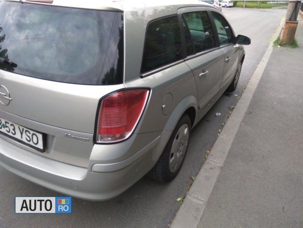 Second-hand Opel Astra 105 CP (77 kW) 2006 Auriu Break