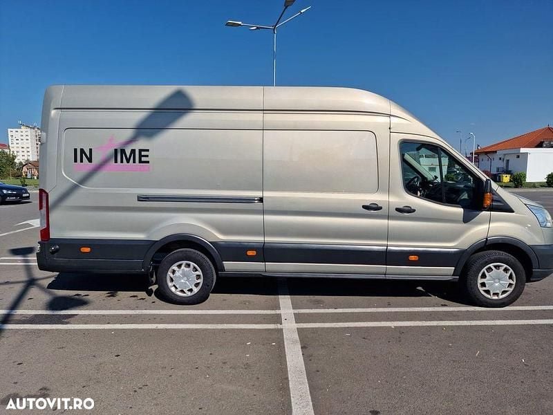 Second-hand Ford Transit Trend 140 CP (102 kW) 2014 Culoarebej Monovolum
